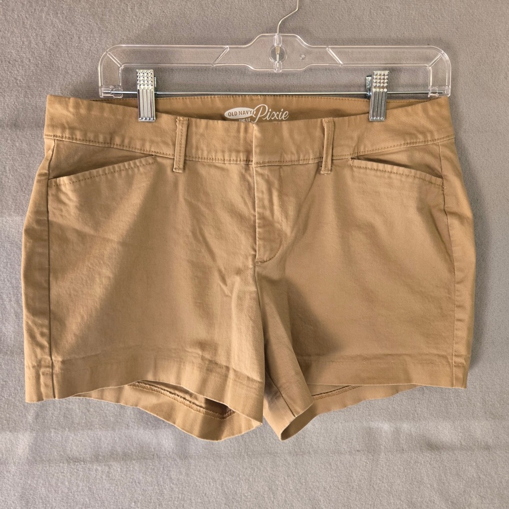 Old Navy Pixie Chino Shorts Womens 6 Regular Khaki Tan Mid Rise Stretch 3 Inseam